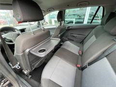 OPEL Astra H AHK MFL Klima Tempomat