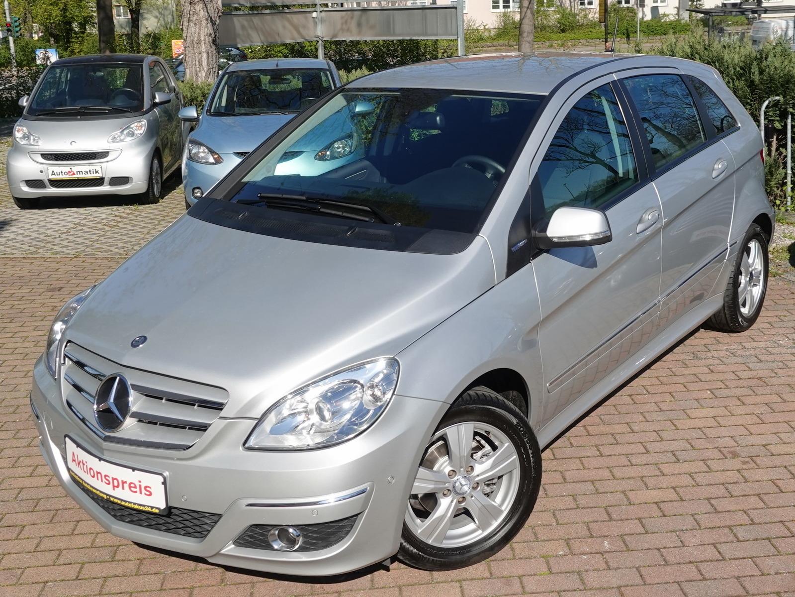 Mercedes-Benz B 180 BlueEfficiency aut.Parken Sitzheiz TÜV neu