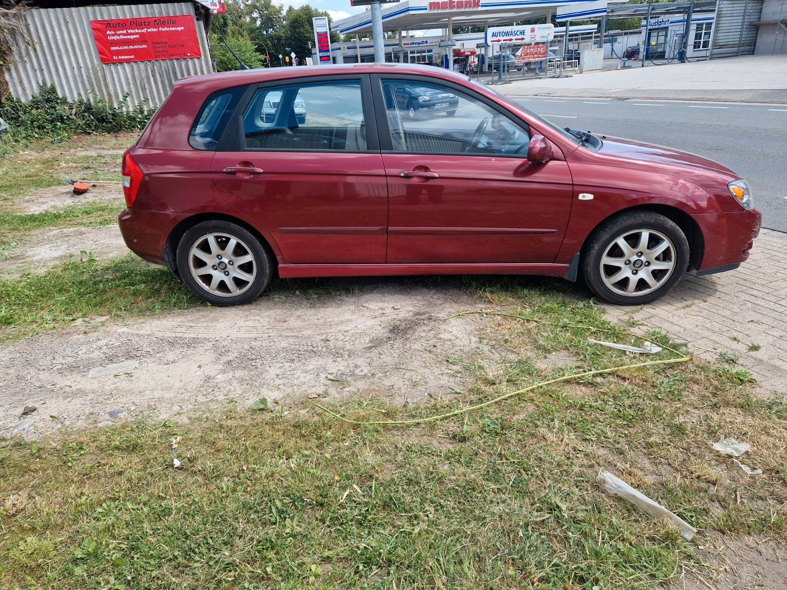 Kia Cerato 2005 — photo 9