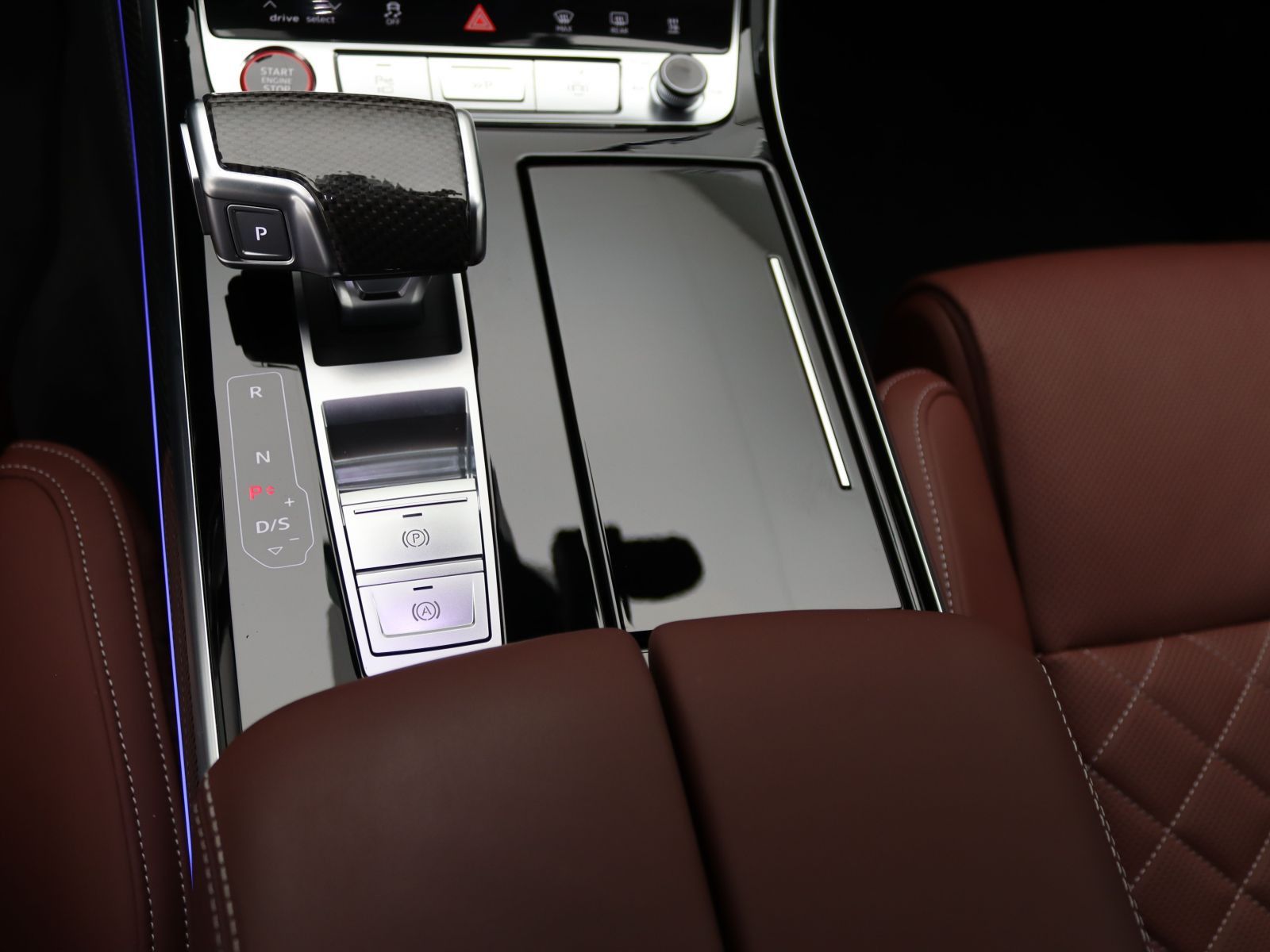 Audi S8 - Bild 15
