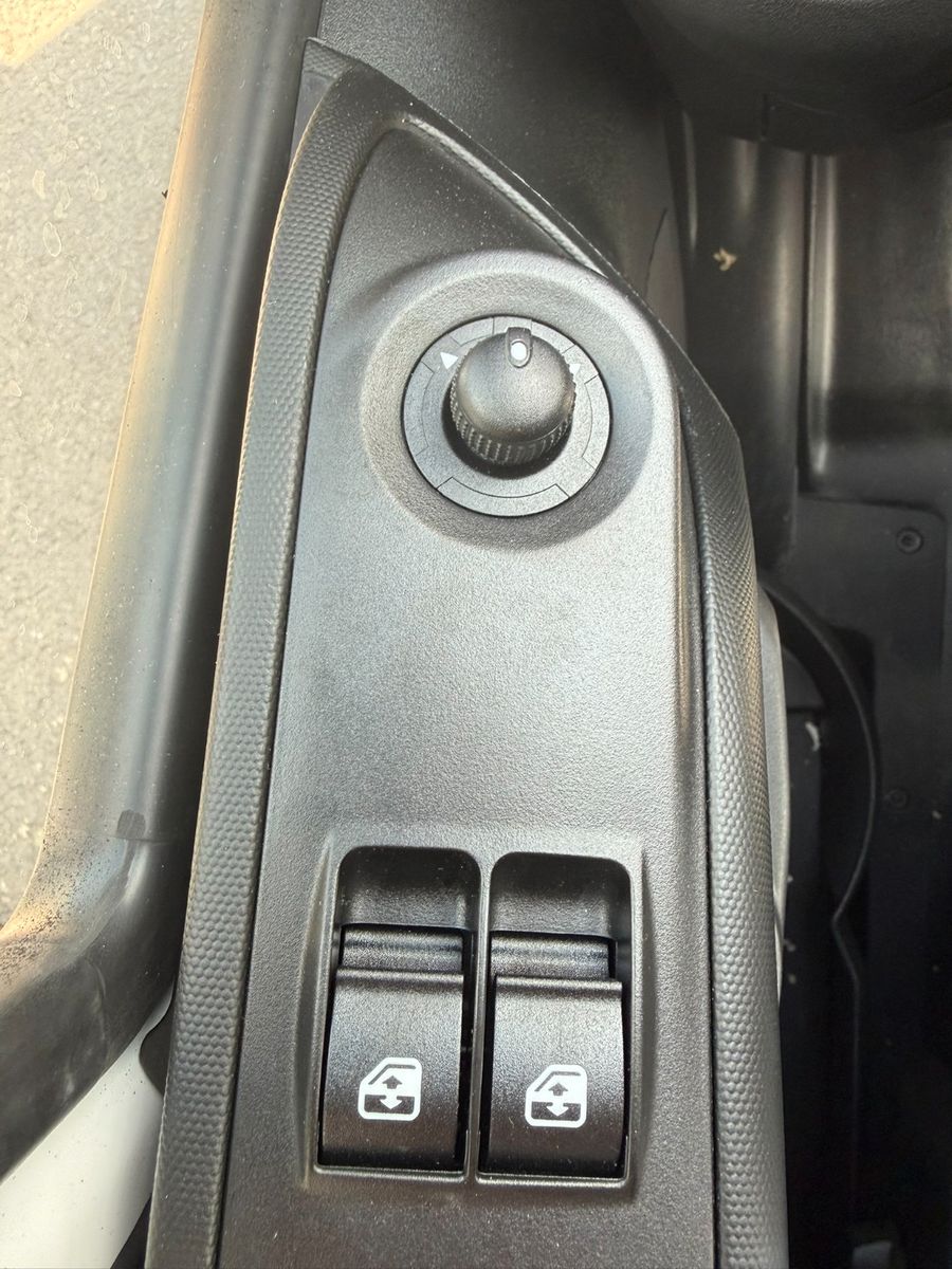 Fahrzeugabbildung Iveco Daily 35S16H3.0A8 V Y ASC-Ausbau Kastenwagen