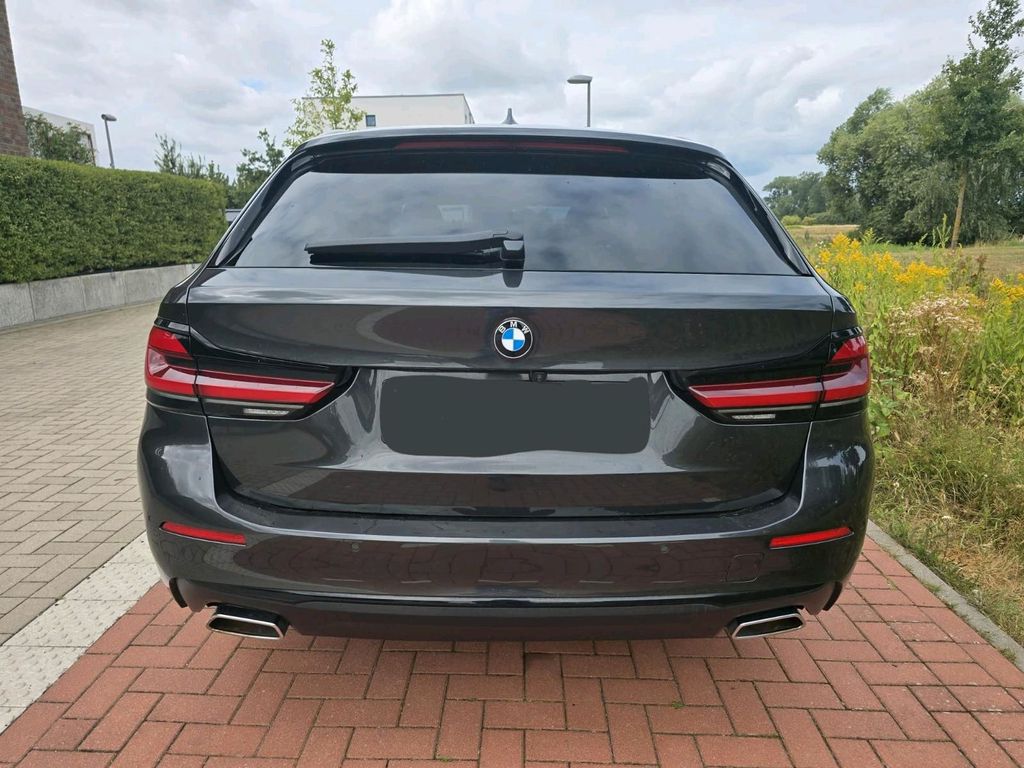 Image of BMW 520