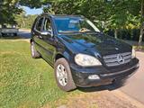 Mercedes-Benz ML 350 -