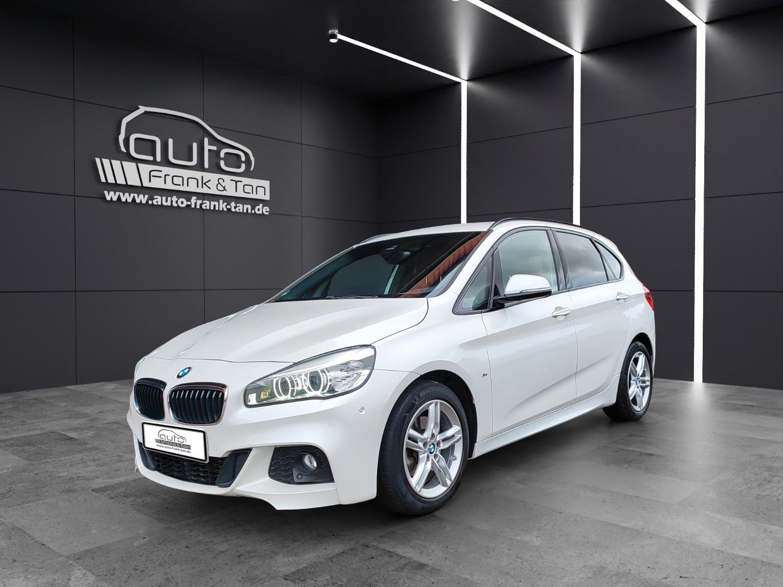 Fahrzeugabbildung BMW 218i Active Tourer M Sport*SitzHZ*LED*Alcantara*