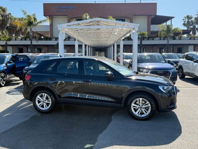 AUDI Audi Q3 35 TDI quattro S tronic Business
