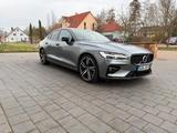 Volvo S60 T4 R-Design 2020 - Volvo S60 von privat