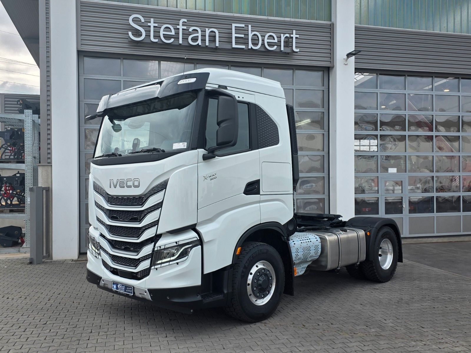 Fahrzeugabbildung Iveco X-Way AS440S50T/P 4x4 HI-TRACTION Intarder Alu