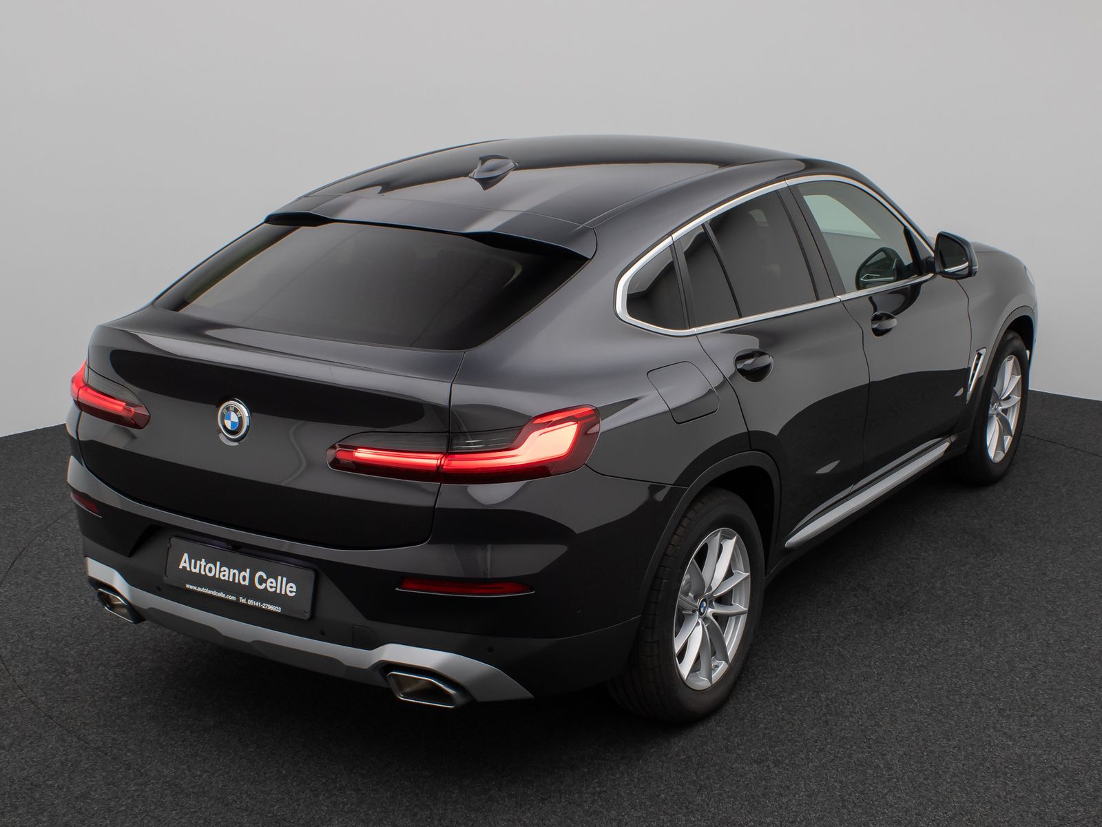Fahrzeugabbildung BMW X4 xD20d 360°DAB HiFi Fernlichtassist AHK Sport