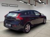 Volvo V40 T2 2.0 Kinetic - Volvo V40 aus 2017