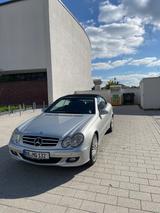 Mercedes-Benz CLK 200 KOMPRESSOR AVANTGARDE Avantgarde - Mercedes-Benz CLK 200 Gebrauchtwagen in Stuttgart