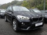 BMW X1 xDrive 20i Sport Line AHK HUD LED NAVI KAMERA - BMW X1: Allradantrieb