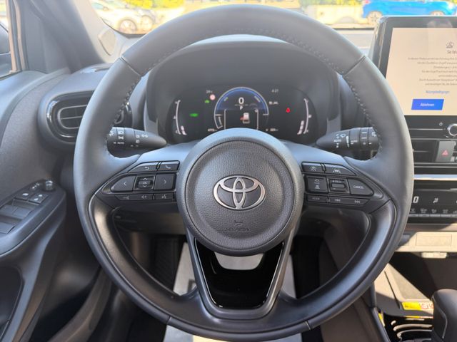 Toyota Yaris Cross Hybrid FWD Teamplayer