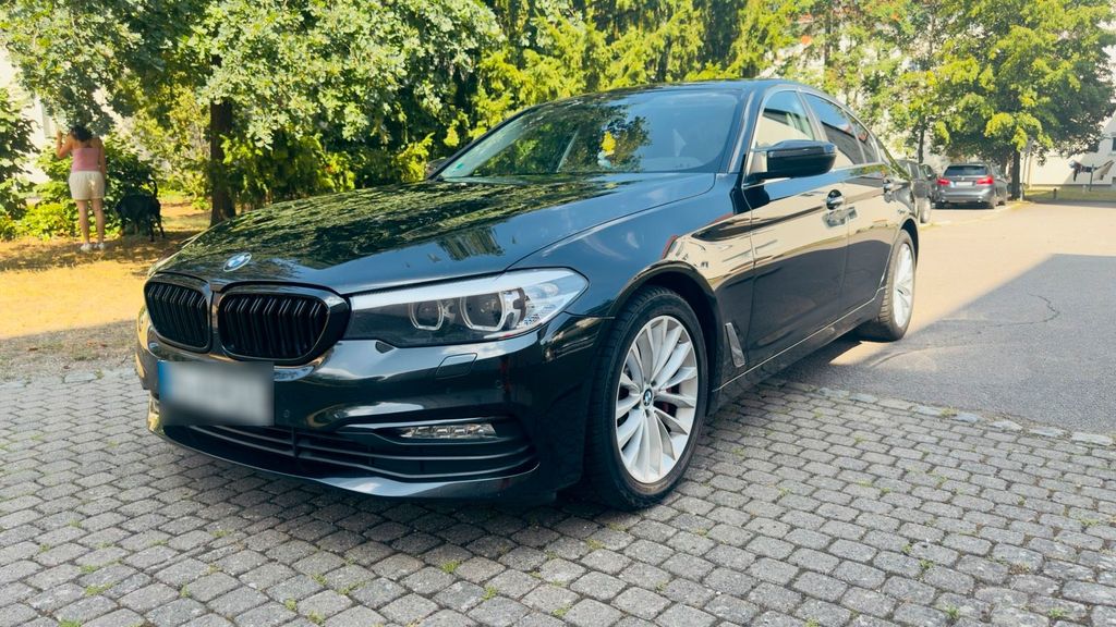 Image of BMW 530