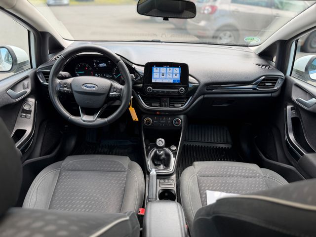 Ford Fiesta *SHZ*LED*LHZ*AC*MFL*PANO*