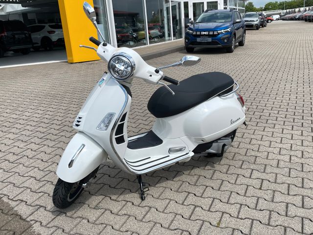 Vespa GTS Super 300