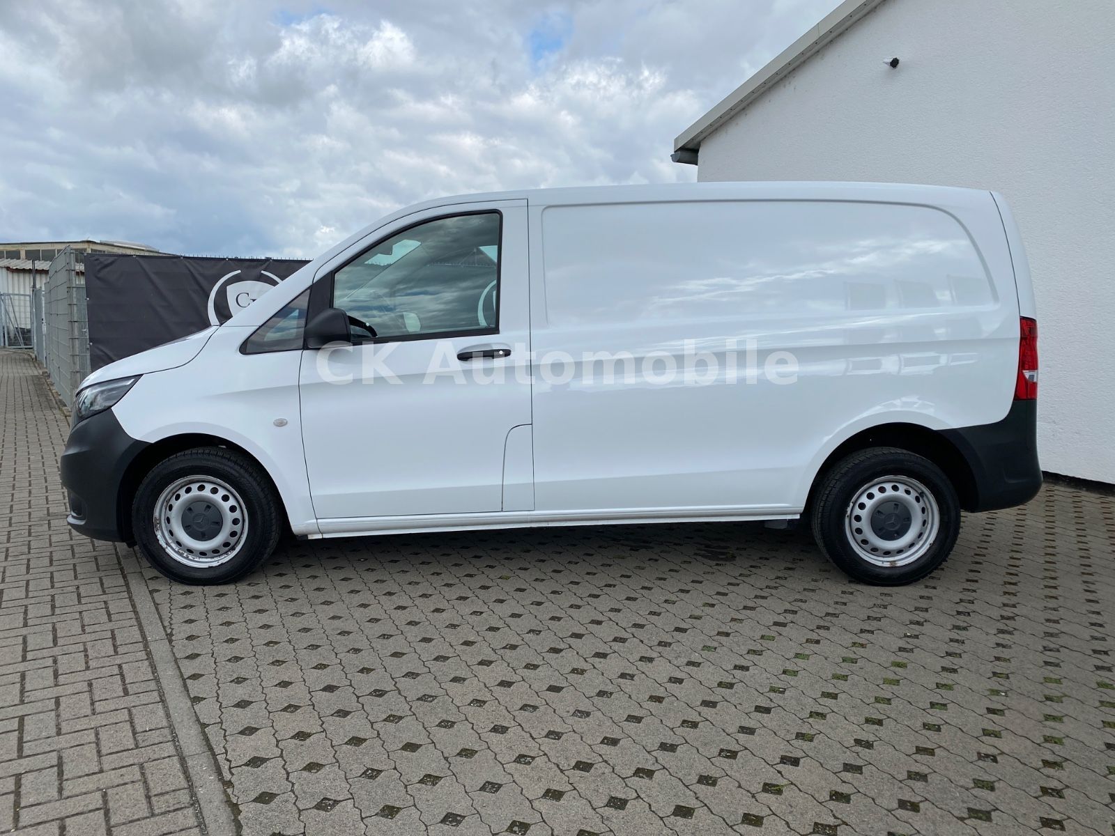 Fahrzeugabbildung Mercedes-Benz Vito Kasten 114CDI RWD Kompakt/Klima/Tempomat