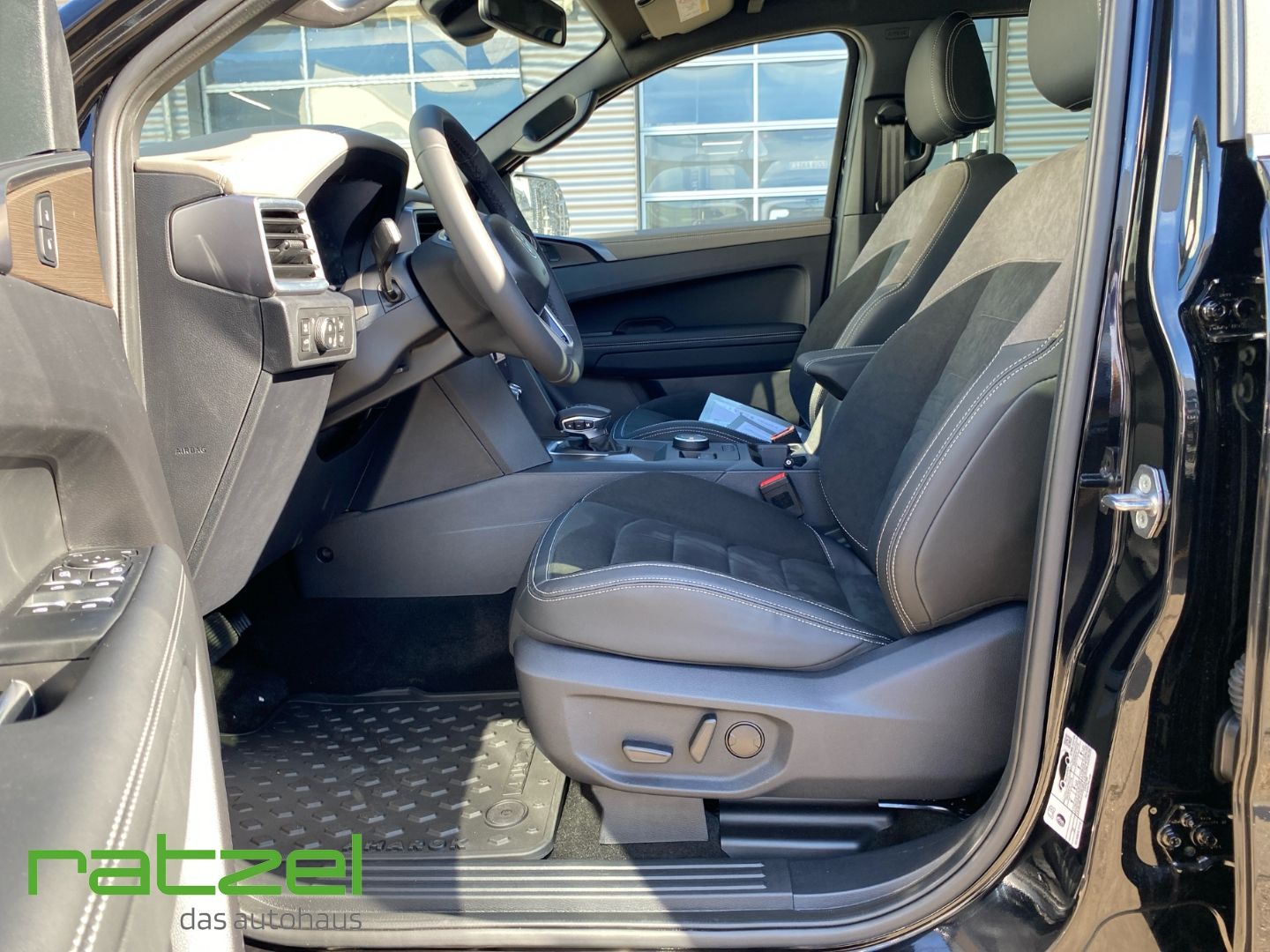 Fahrzeugabbildung Volkswagen Amarok STYLE 3.0V6 TDI Standh.+El. Rollo+ACC+LED