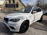 BMW X5 M 4.4 V8*VOLLAUSSTATTUNG*414KW* - weiße BMW X5 M