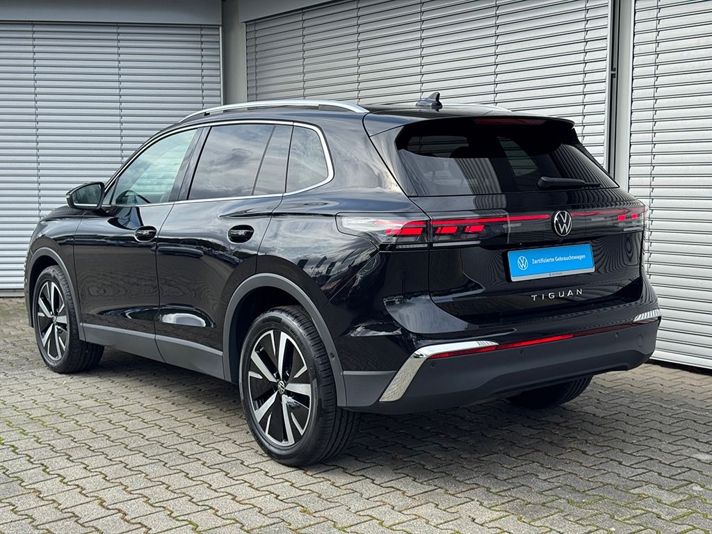 Tiguan 2.0 TDI Elegance *AHK*STDHZG*DCC*