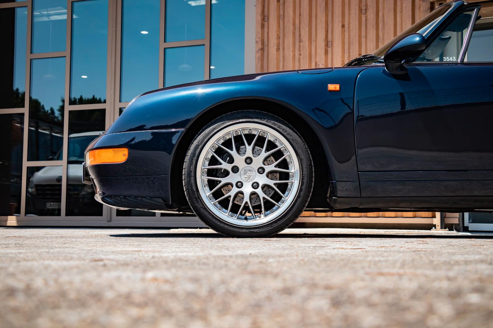Porsche 993 Carrera Cabriolet