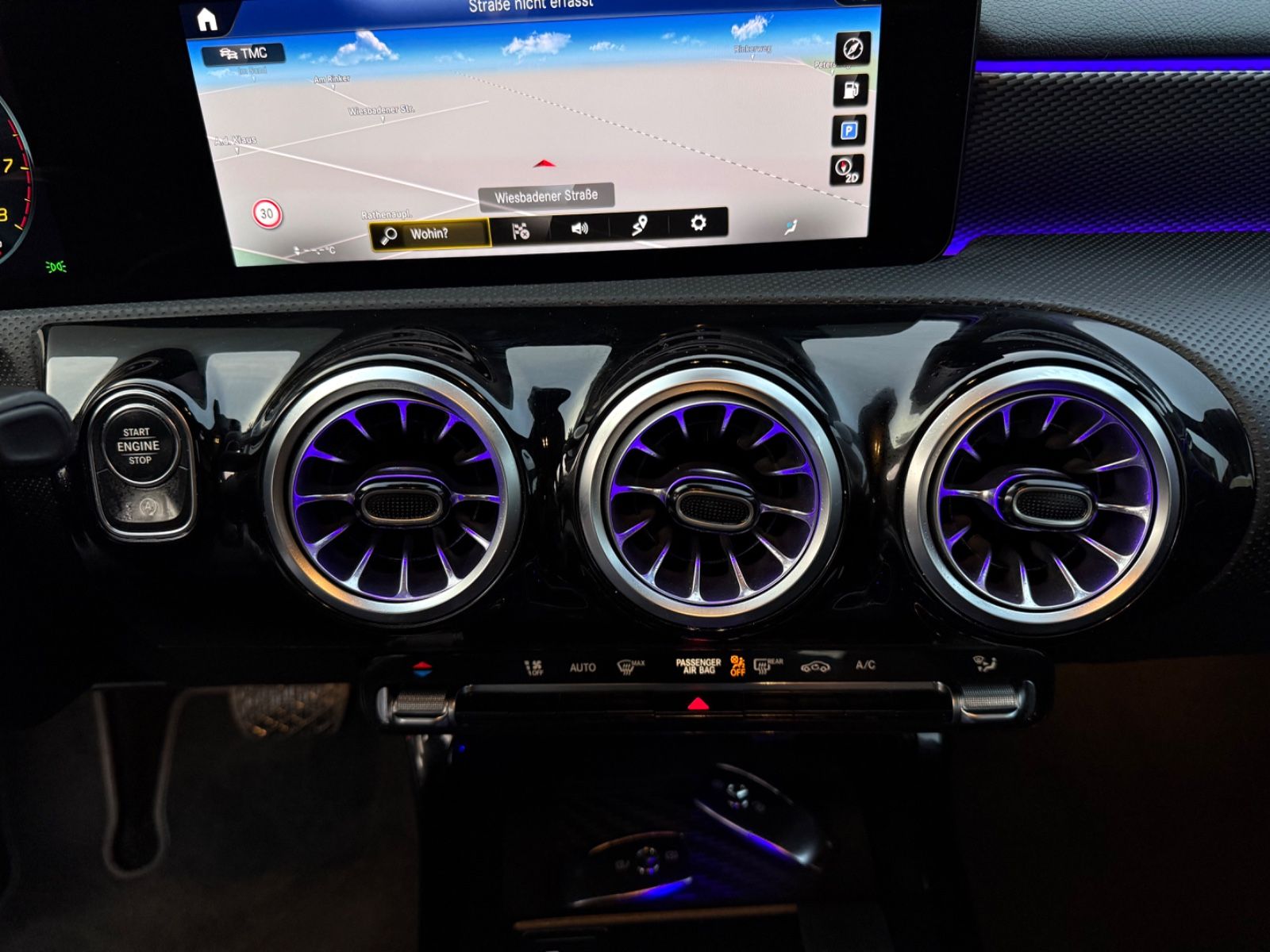 Fahrzeugabbildung Mercedes-Benz CLA 180 Shooting Brake/Allwetter/LED/Garantie