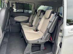 Fahrzeugabbildung Tourneo Custom L1 Titanium 2.0 TDCi 8x Sitze