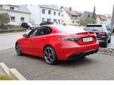 Alfa Romeo Giulia COMPETIZIONE 2.0 TURBO 16V 280 PS AT8 Q4 - Alfa Romeo Giulia: mit Apple Carplay