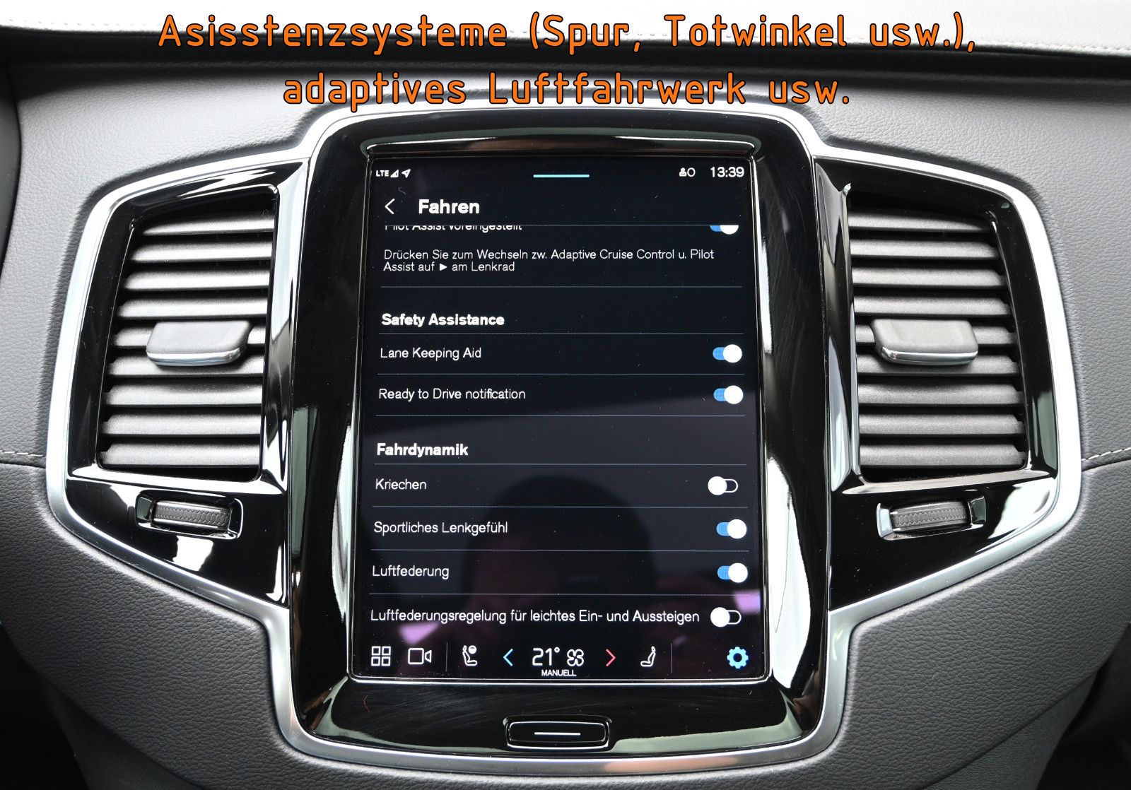 Fahrzeugabbildung Volvo XC90 T8 AWD Re Ultimate Bright °B&W°FOUR-C°VOLL!