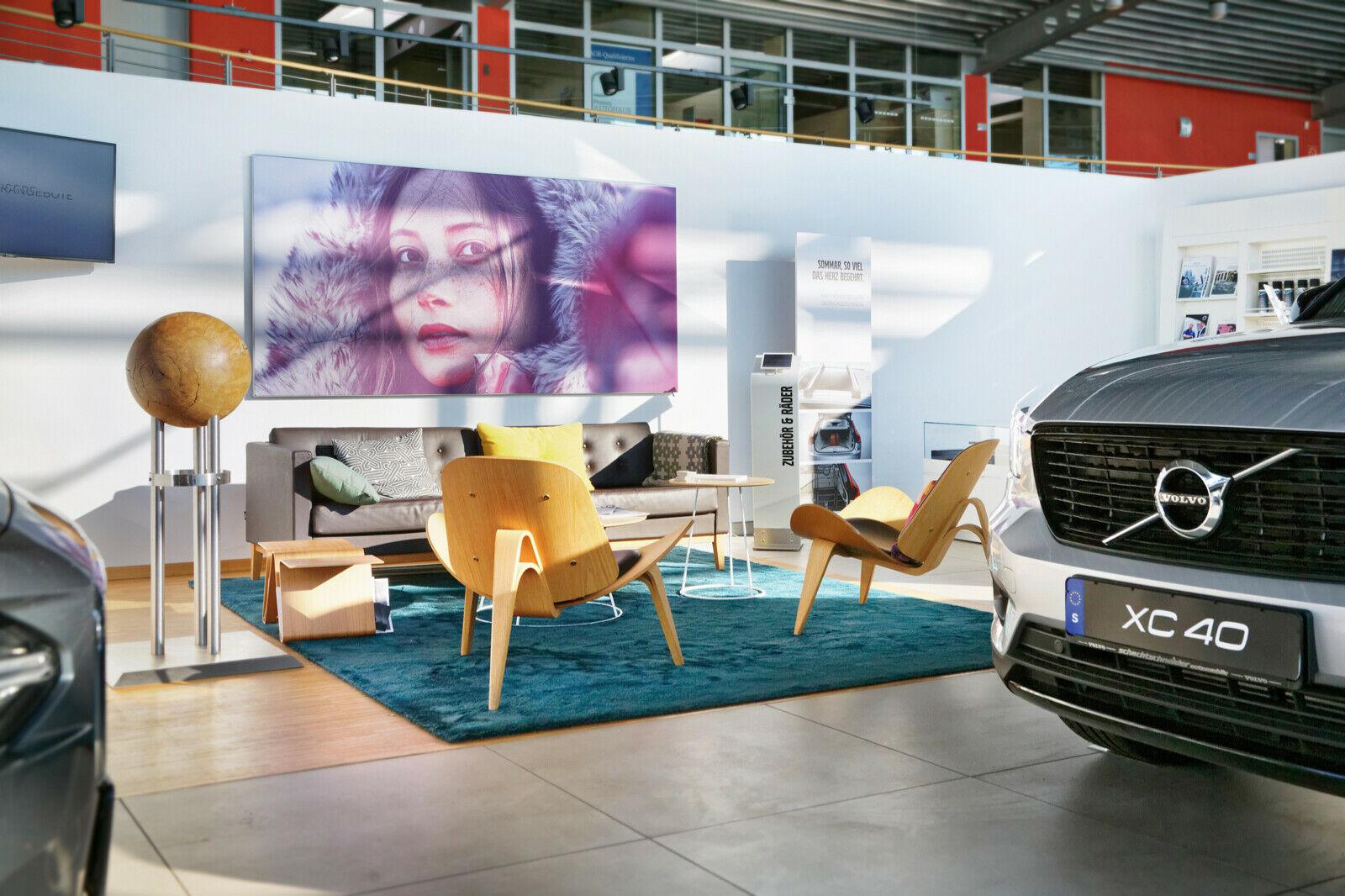 showroom-image-bottom