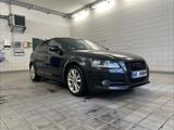 Audi A3 2.0 TDI (DPF) Attraction Sportback Attraction - Audi A3: Sportback Dpf