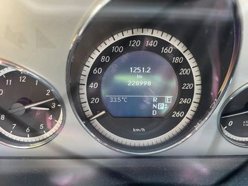Mercedes E 350 - 7