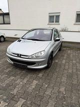Peugeot 206 Quicksilver 1,6 l, Bj. 12.2004... - Peugeot 206 Quicksilver mit Benzin-Antrieb