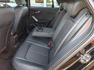 Audi Q2 35 TFSI sport*S-Tronic*LED*Alu*SHZ*PDC*