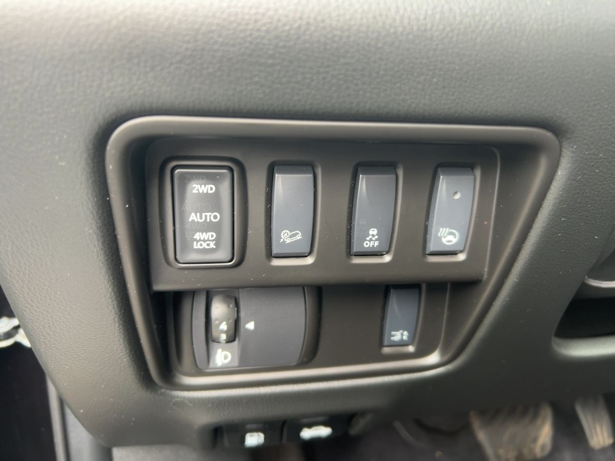 Fahrzeugabbildung Renault Koleos Initiale Paris 2.0 dCi 185 4WD ACC