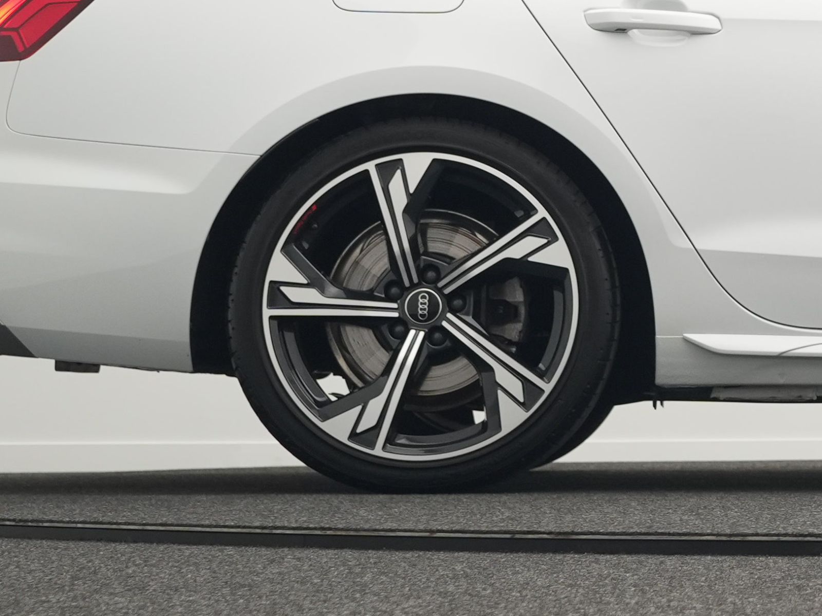 Audi A4 - Bild 49