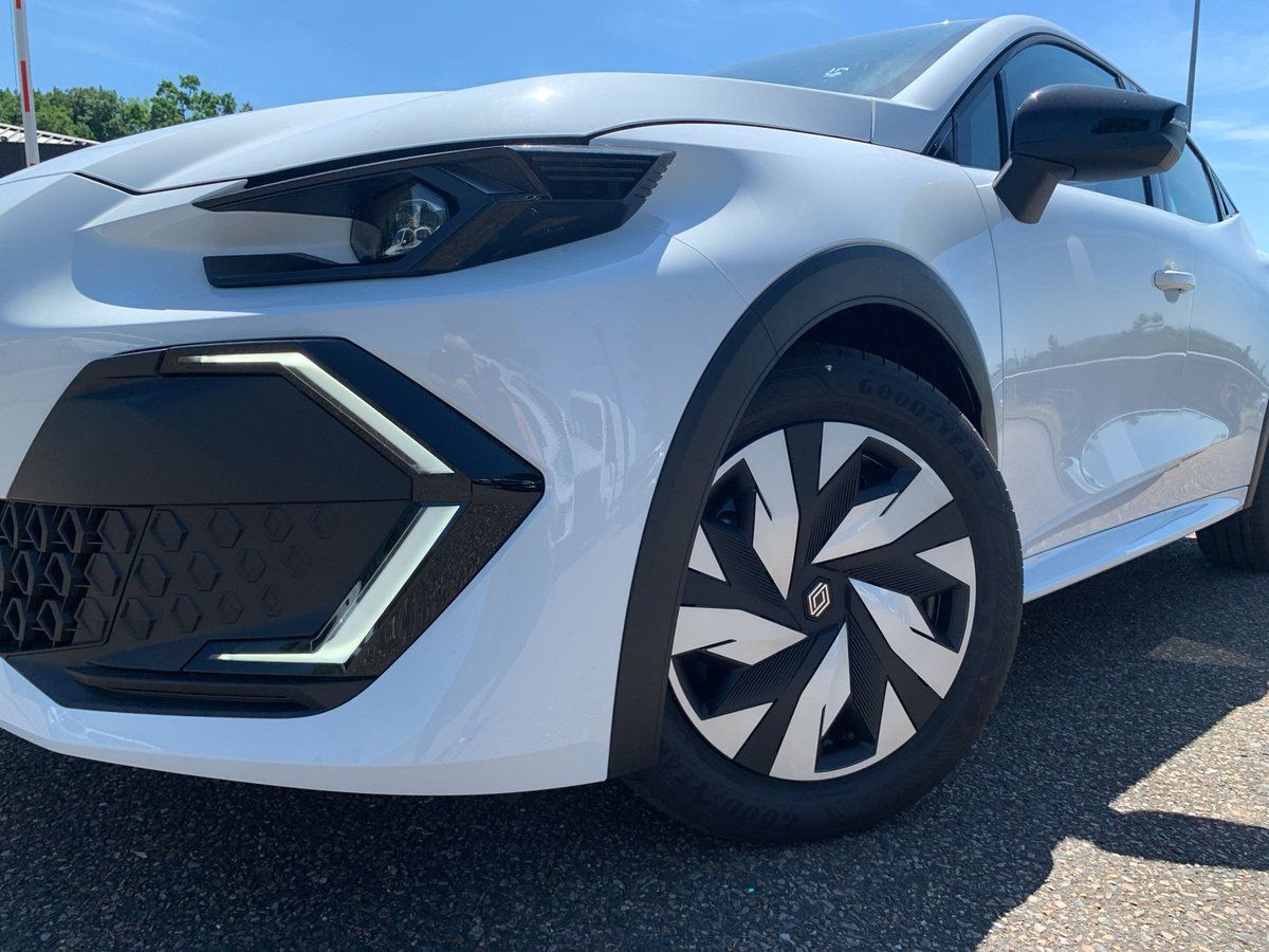 Renault Clio - Bild 24