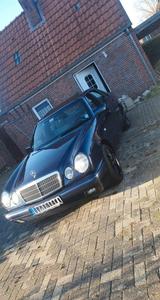Mercedes-Benz Mercedes E200 - gebrauchte Mercedes-Benz E 200 aus dem Jahr 1997