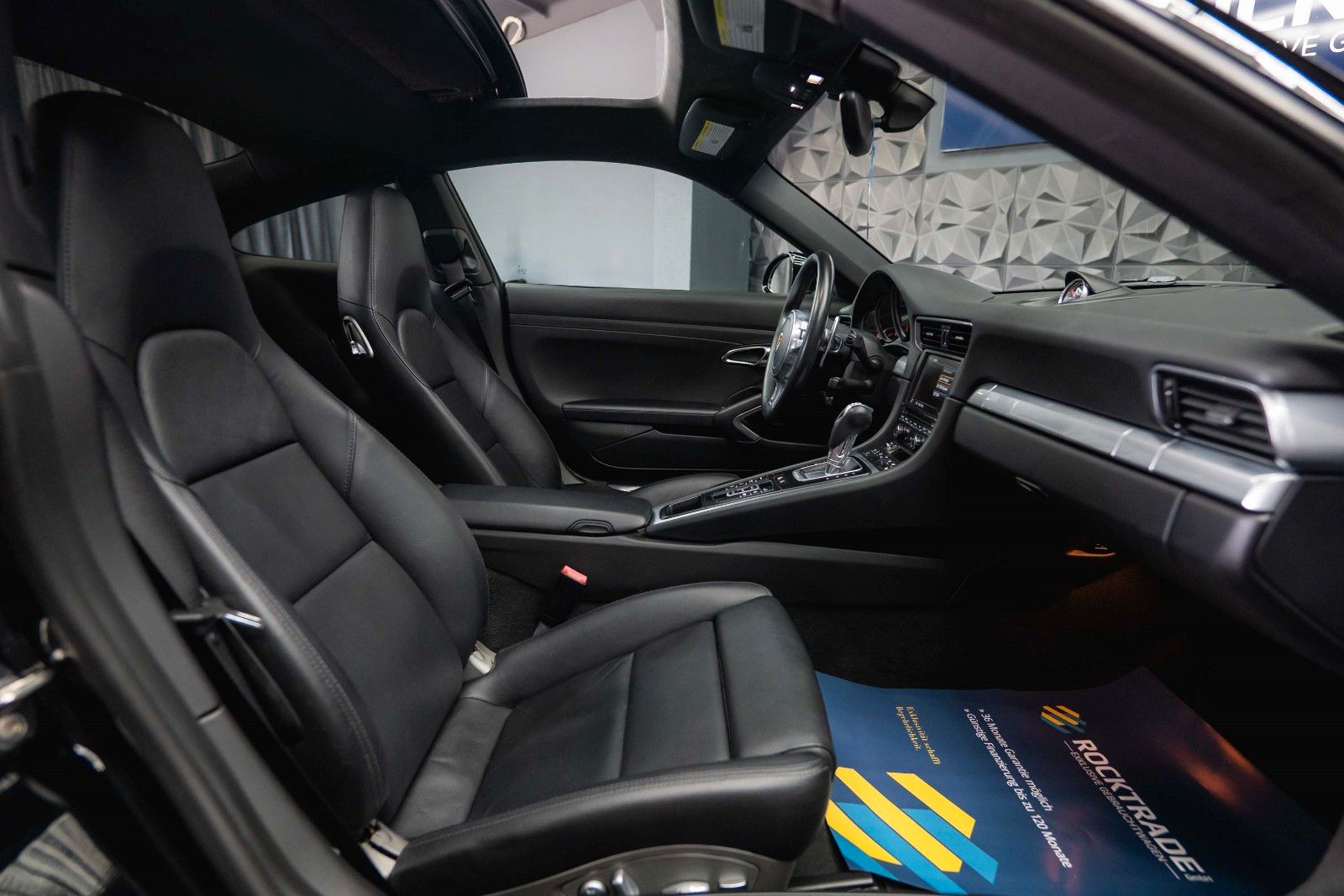 Fahrzeugabbildung Porsche 991 911 Carrera S Black Design Chrono *Pano*LED*