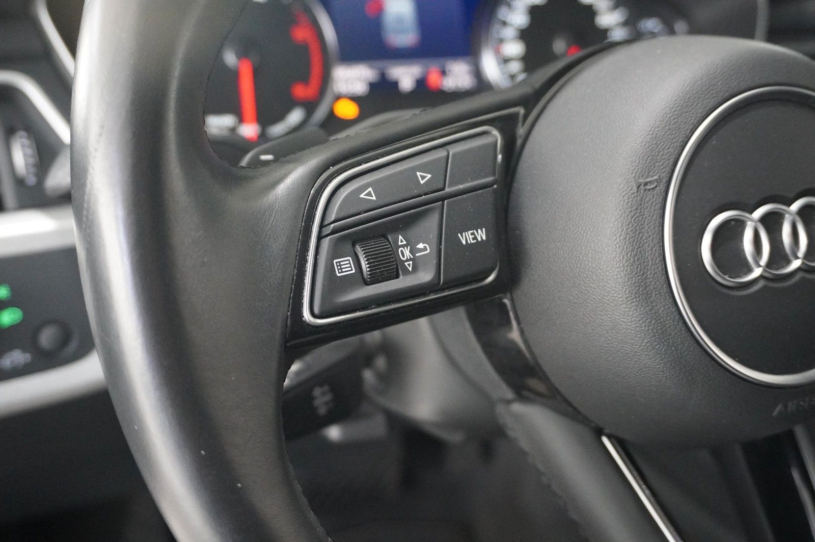 Fahrzeugabbildung Audi A5 Sportback 40 TDI QUATTRO NAVI/MATRIX/KAMERA
