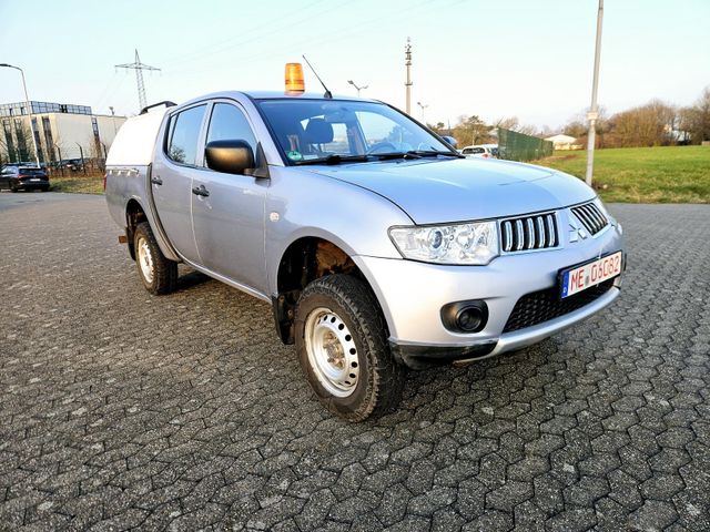 Mitsubishi L200 4x4 Doka Hardtop AHK Kamera Xenon HU12/26