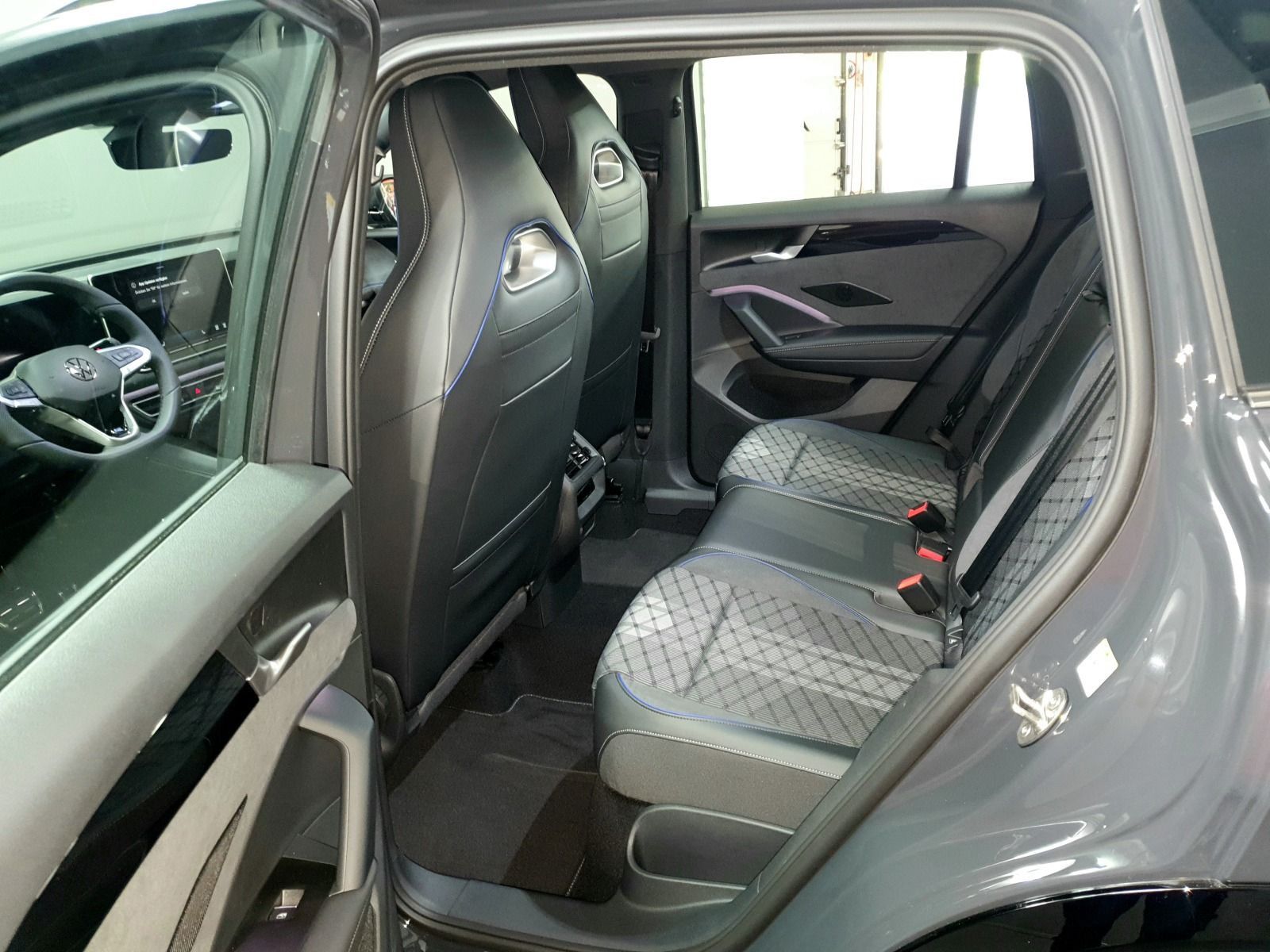 Volkswagen Tiguan - Bild 9