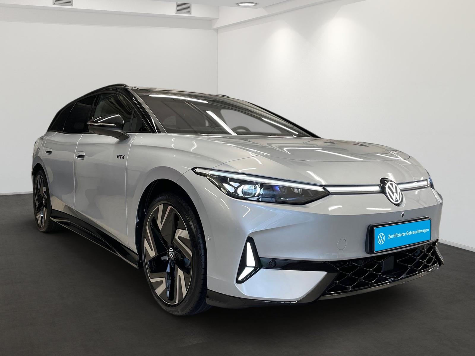 Volkswagen ID.7 Tourer 4M GTX *HEAD-UP*AHK*PANO*HARMAN*MATR