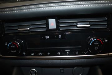 Fotografie des Nissan Qashqai 1.3 DIG-T MHEV Xtronic N-Connecta