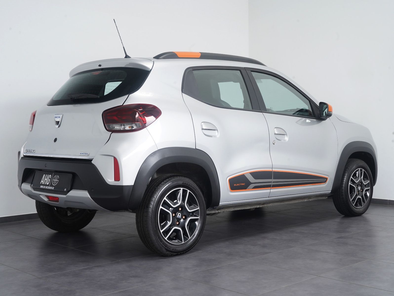 Fahrzeugabbildung Dacia Spring Electric Comfort Plus