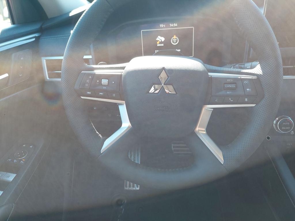 Mitsubishi Plug-in Hybrid Outlander