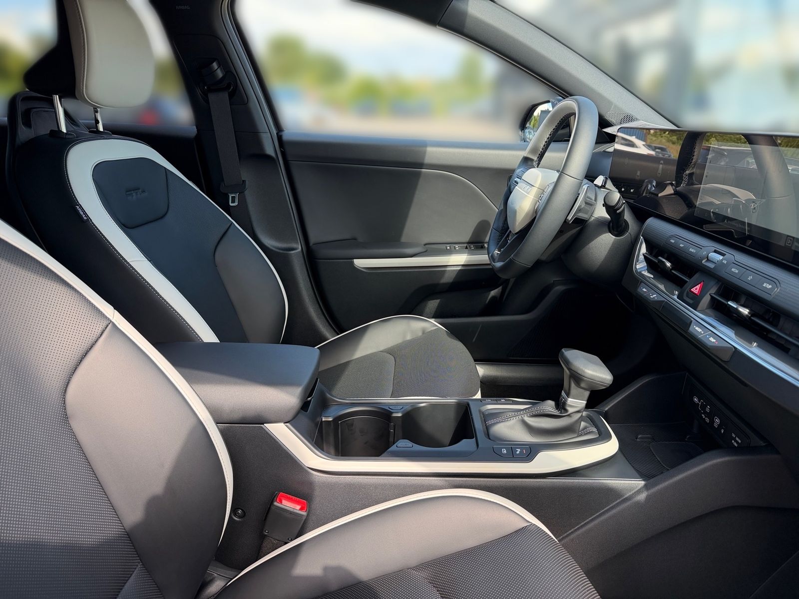 Fahrzeugabbildung Kia K4 SW 1.6T 180 DCT GTL DWP+ SZ SD 18