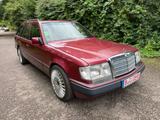 Mercedes-Benz 300TE/KLIMA/LEDER/SITZHEIZUNG/EFH/ - Mercedes-Benz 300 in Berlin
