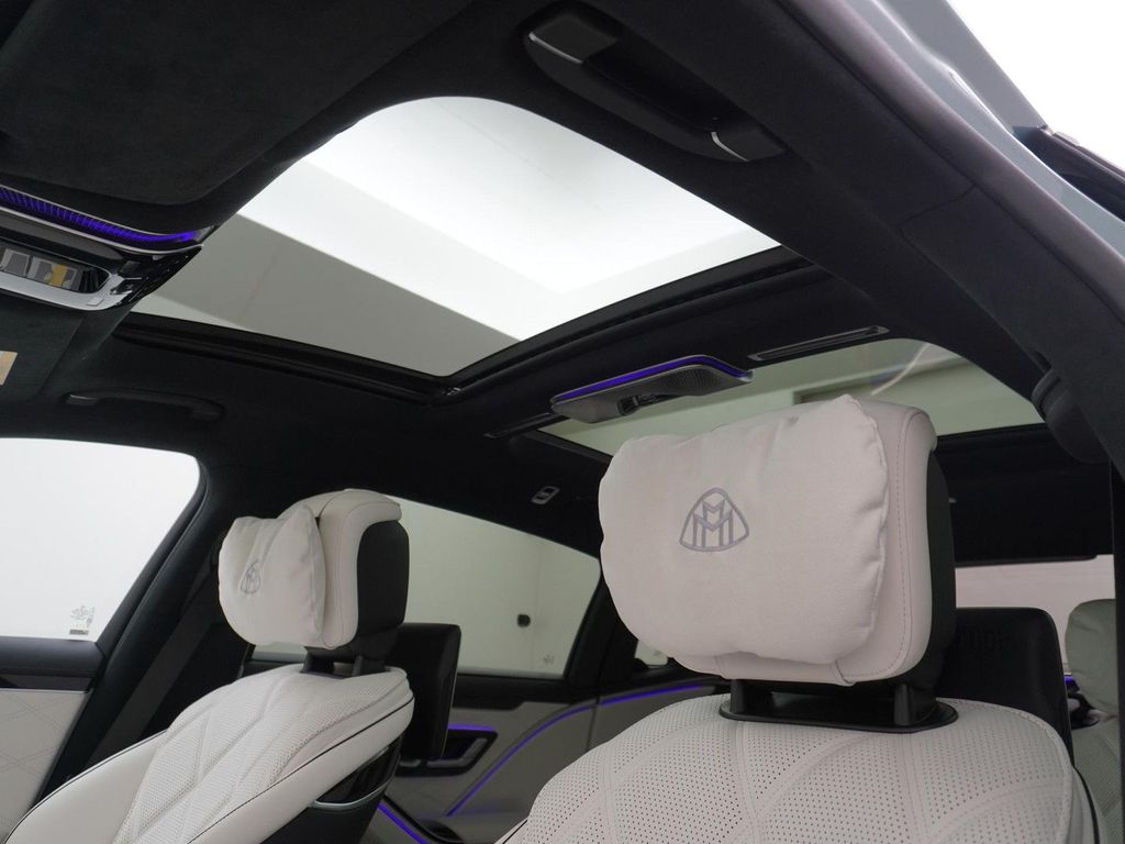 Mercedes-Benz S 580 e 4MATIC Maybach achteras besturing, Manuf