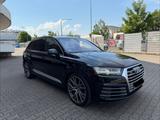 Audi SQ7 4.0 TDI quattro Matrix Carbon AHK Sportsitz. - Audi Gebrauchtwagen in Frankfurt
