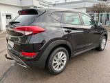 Hyundai Tucson 2.0 CRDi TREND / Navi / AHK / WR - gebrauchte Hyundai TUCSON aus dem Jahr 2016